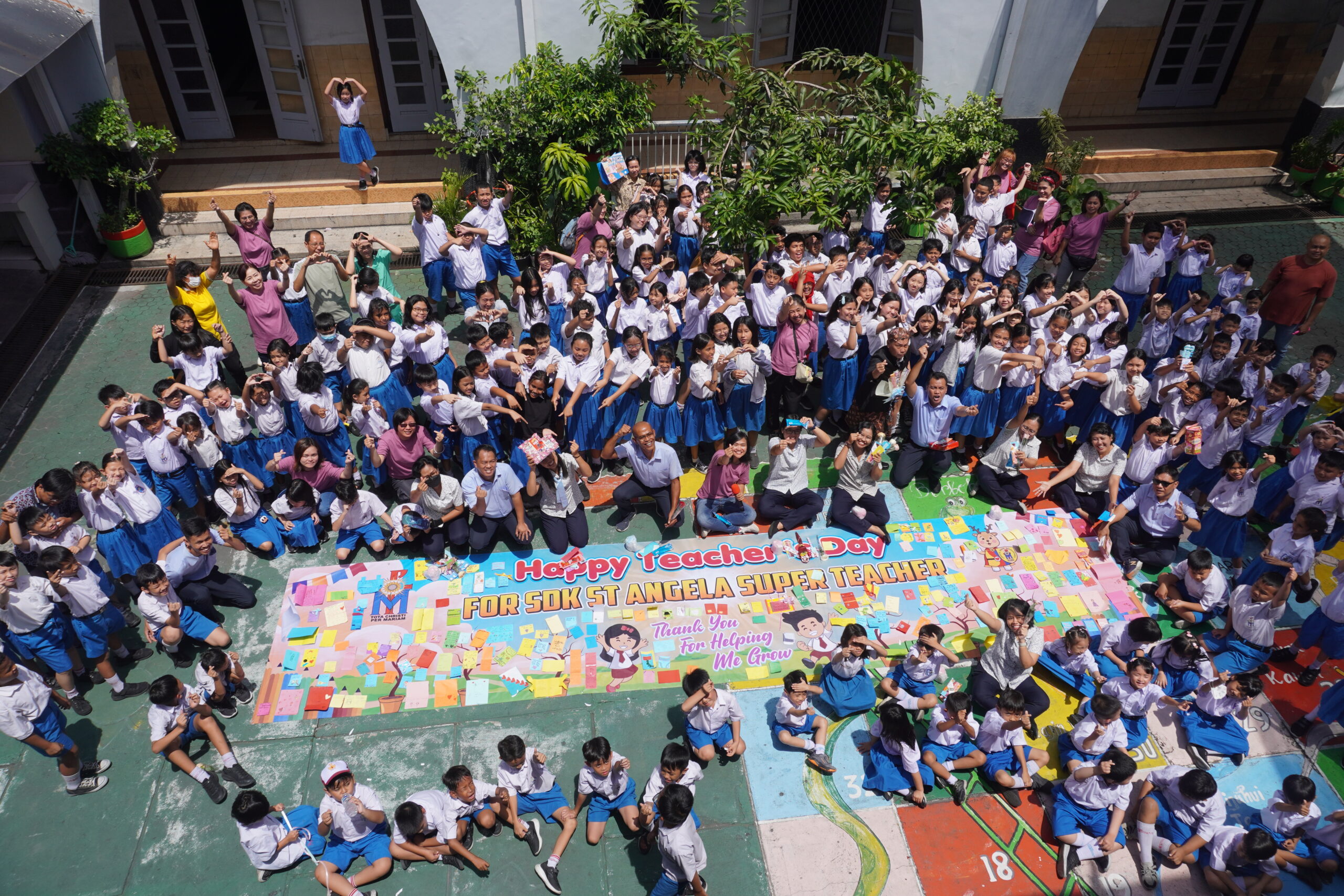 Parent Teaching di SDK Santa Angela Surabaya