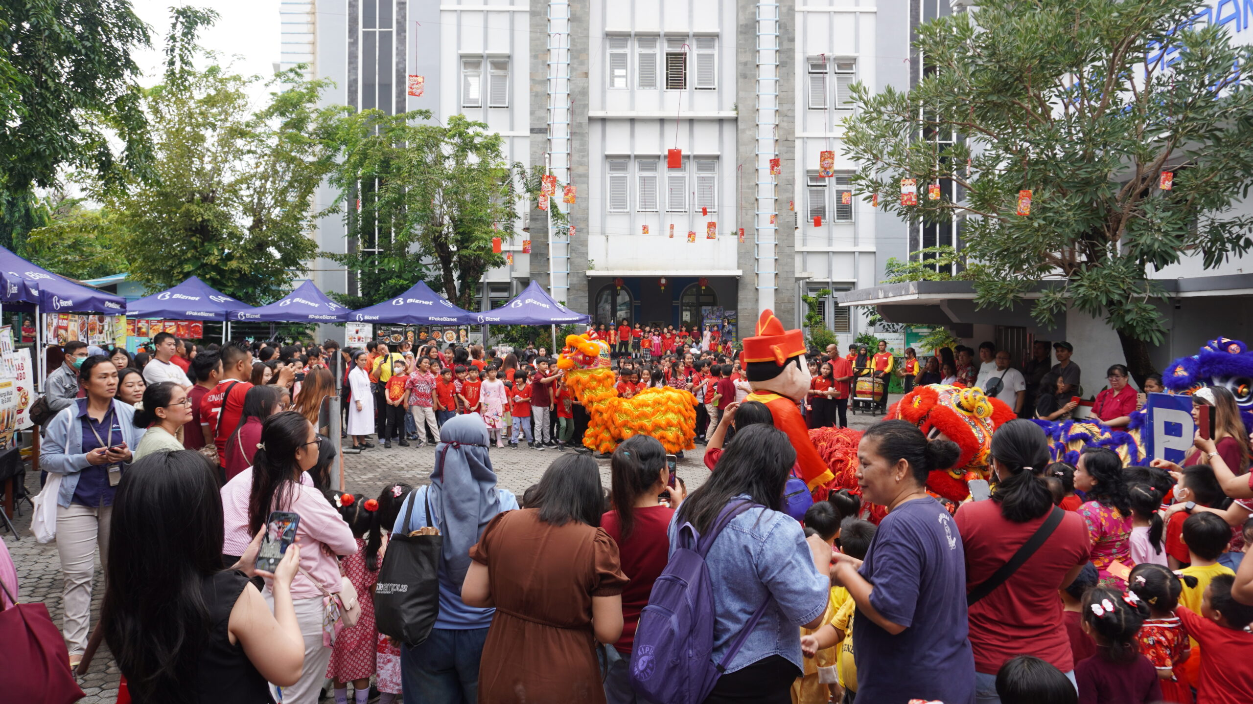 Semarak Imlek 2026: PG-TKK Taman Rini dan SDK Santa Angela Surabaya Rayakan Tahun Kuda Api dengan Meriah